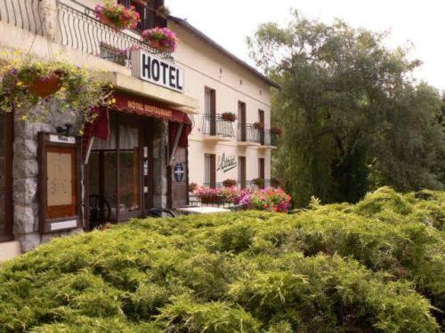 Hotel Le Castelet Ax-les-Thermes Exterior foto